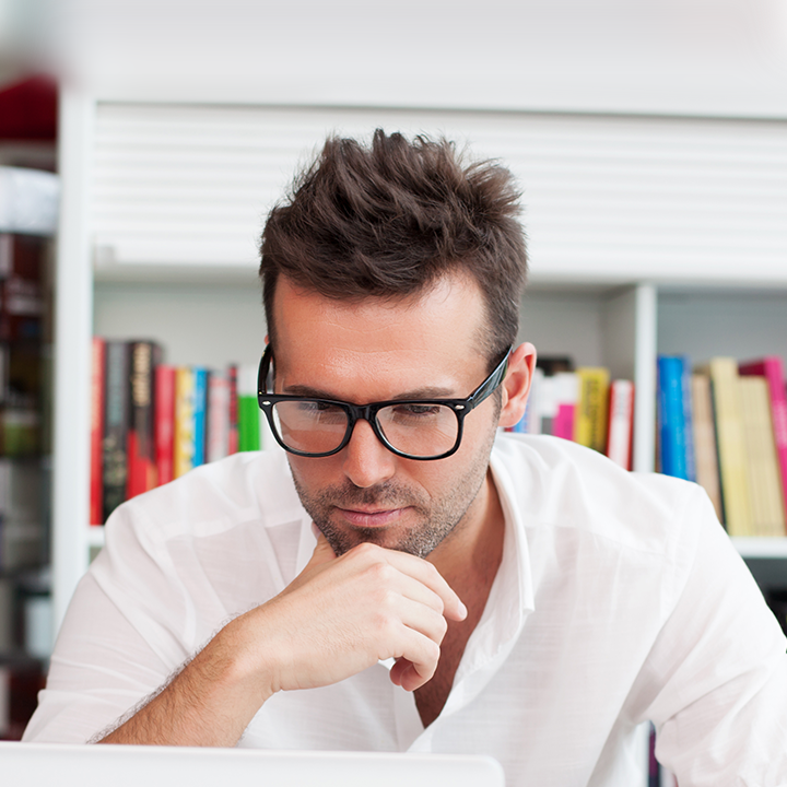 <span style="font-weight: bold;">Peter Moore</span>